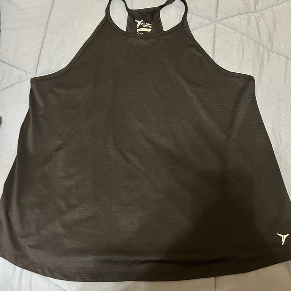 Old Navy Active Tank Bundle - Picture 2 of 5